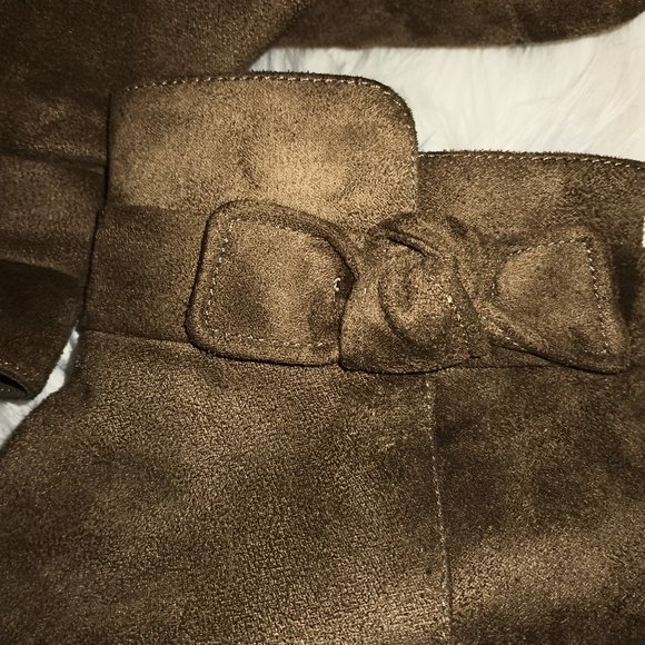 Tahari Taupe Booties - Picture 6 of 7